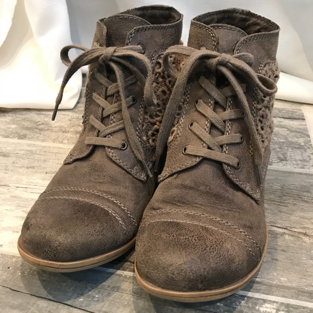 Roxy boots